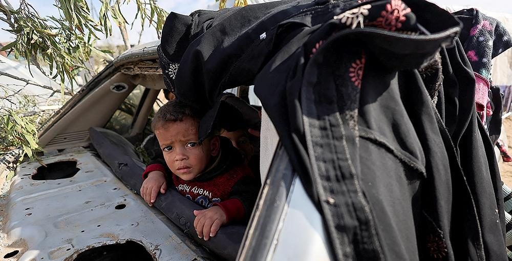 شصت و چهارمین روز حملات وحشیانه اشغالگران صهیونیست به غزه