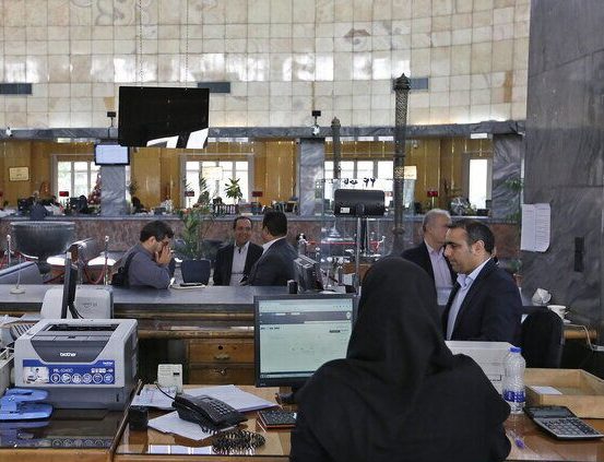 کاهش ساعت کار ادارات فارس تا پایان هفته