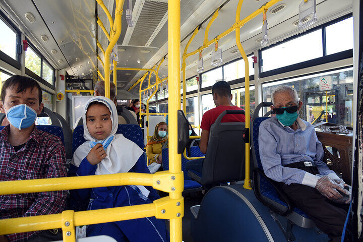گلایه شهروندان از صندلی داغ اتوبوس‌های شیراز و سکوت متولی
