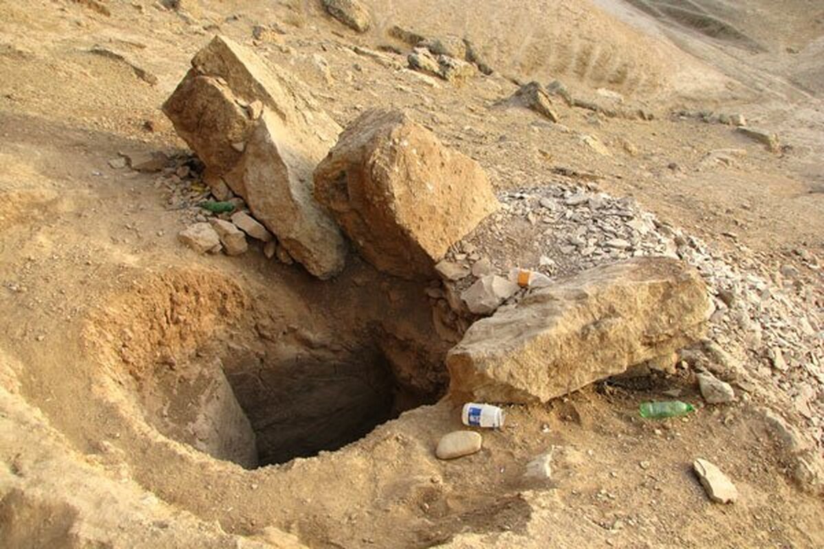 دستگیری باند متخلف حفاری قبرستان چدرویه فارس/ تلاش سودجویان برای کشف عتیقه