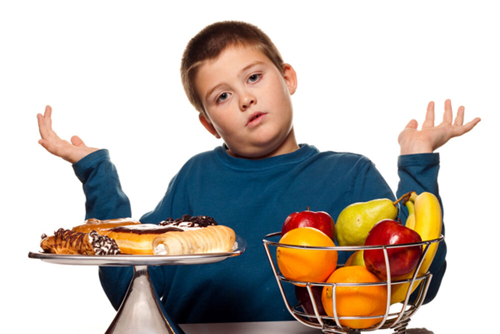 شیوع چاقی در کودکان مدرسه‌ای/ برنامه‌ریزی غربالگری اجباری چاقی و کوتاه قدی کودکان