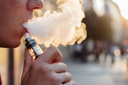 بی‌فرهنگی با عطرِ میوه!