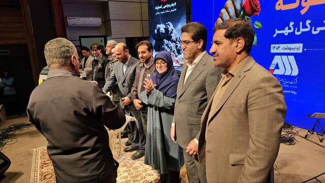 مهاجرانی: بر عهدی که با کارگران بستیم، هستیم مهاجرانی: بر عهدی که با کارگران بستیم، هستیم