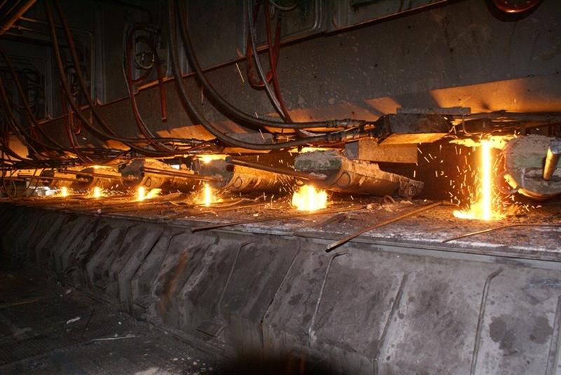 ركورد جدید تولید 8 ذوب ریل مارك R260 در یك روز در ذوب آهن اصفهان ركورد جدید تولید ۸ ذوب ریل مارك R260 در یك روز در ذوب آهن اصفهان