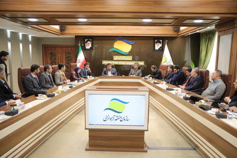 بررسی چالش‌های کالای همراه مسافر در منطقه آزاد انزلی