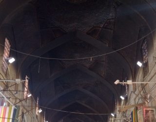 دلهره ویرانی در زیر سقف میراث زندیه 