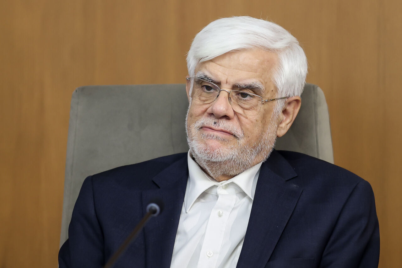 تاکید عارف بر ضرورت گسترش شفافیت و تقویت سلامت نظام اداری کشور