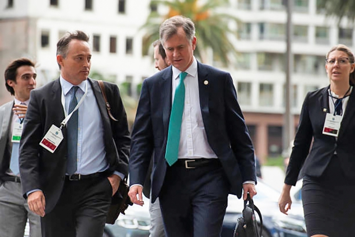 روایت‌ها از یک خروج پرحاشیه؛ سفیر انگلیس چرا تهران را ترک کرد؟ | تصمیم امنیتی یا پیام سیاسی؟