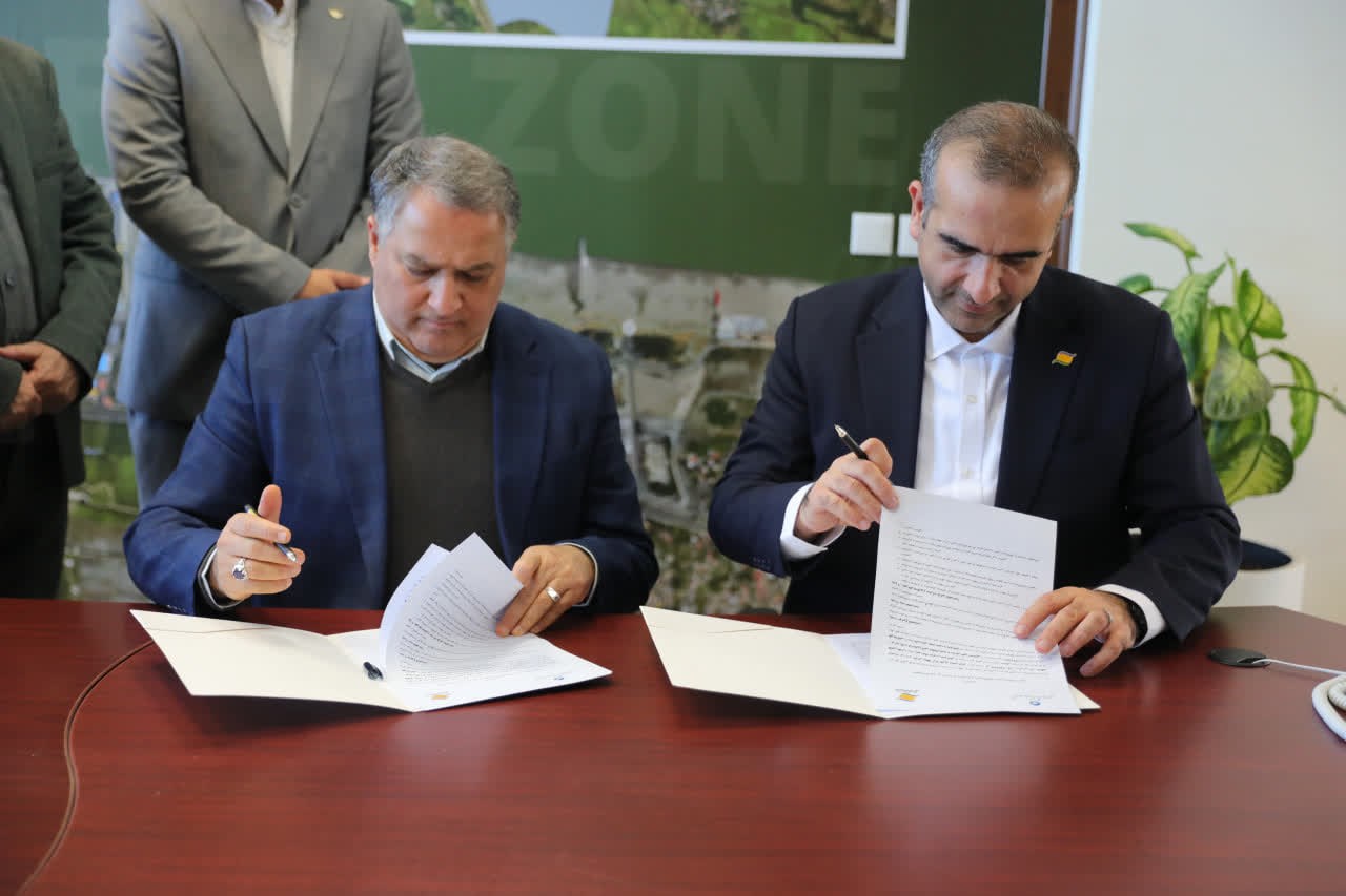 فراهم نمودن امكان تحقق راهبردهای گردشگری منطقه آزاد انزلی