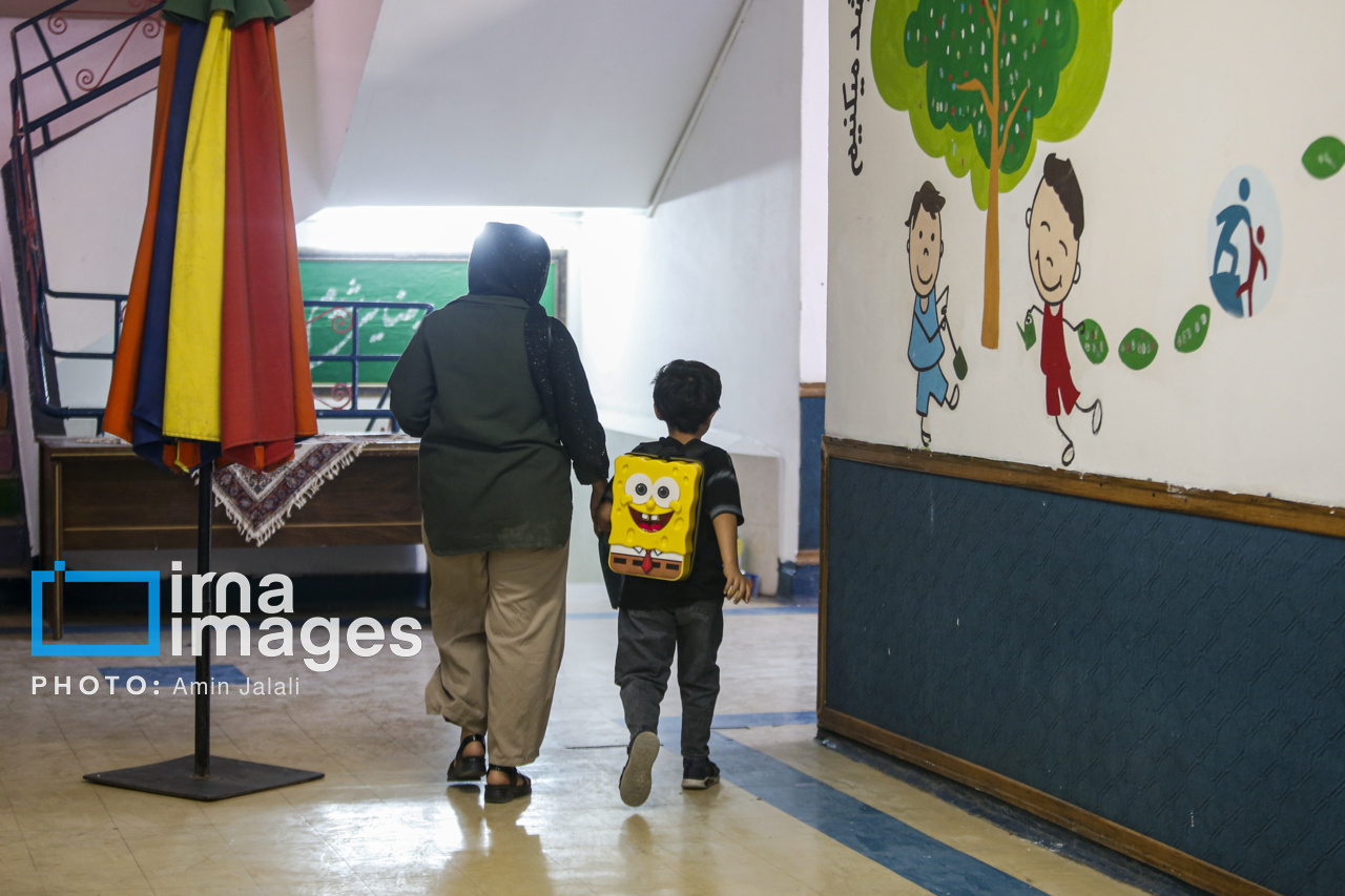 ۳۰۰ مدرسه کشور با یک دانش‌آموز فعالیت می‌کند/ بازگشت ۳۹ هزار بازمانده از تحصیل به مدرسه