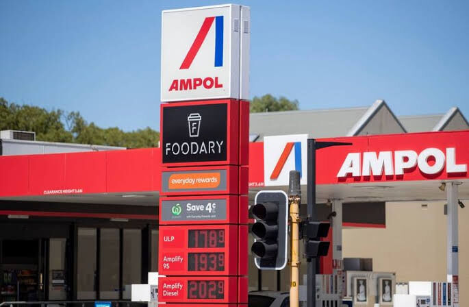 وقتی مازاد نفت، غول‌های انرژی را هم زمین‌گیر می‌کند