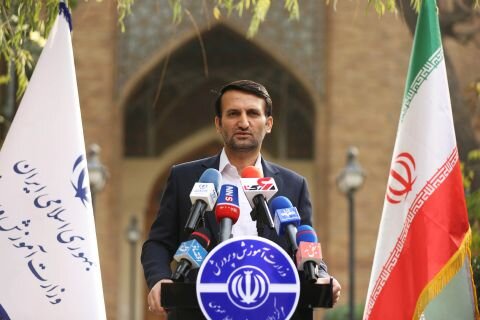 پرداخت یکجای پاداش پایان خدمت معلمان بازنشسته