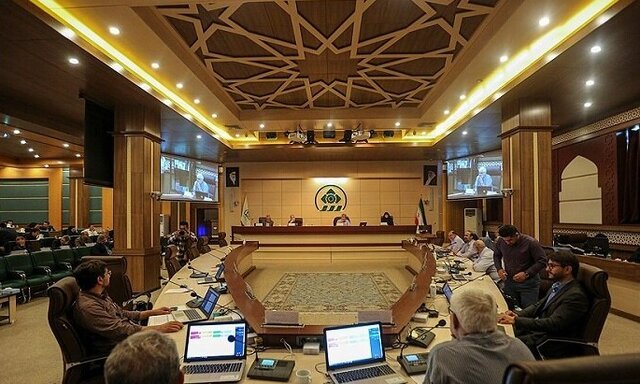ساختن حتی زیر سایه خونین جنگ 