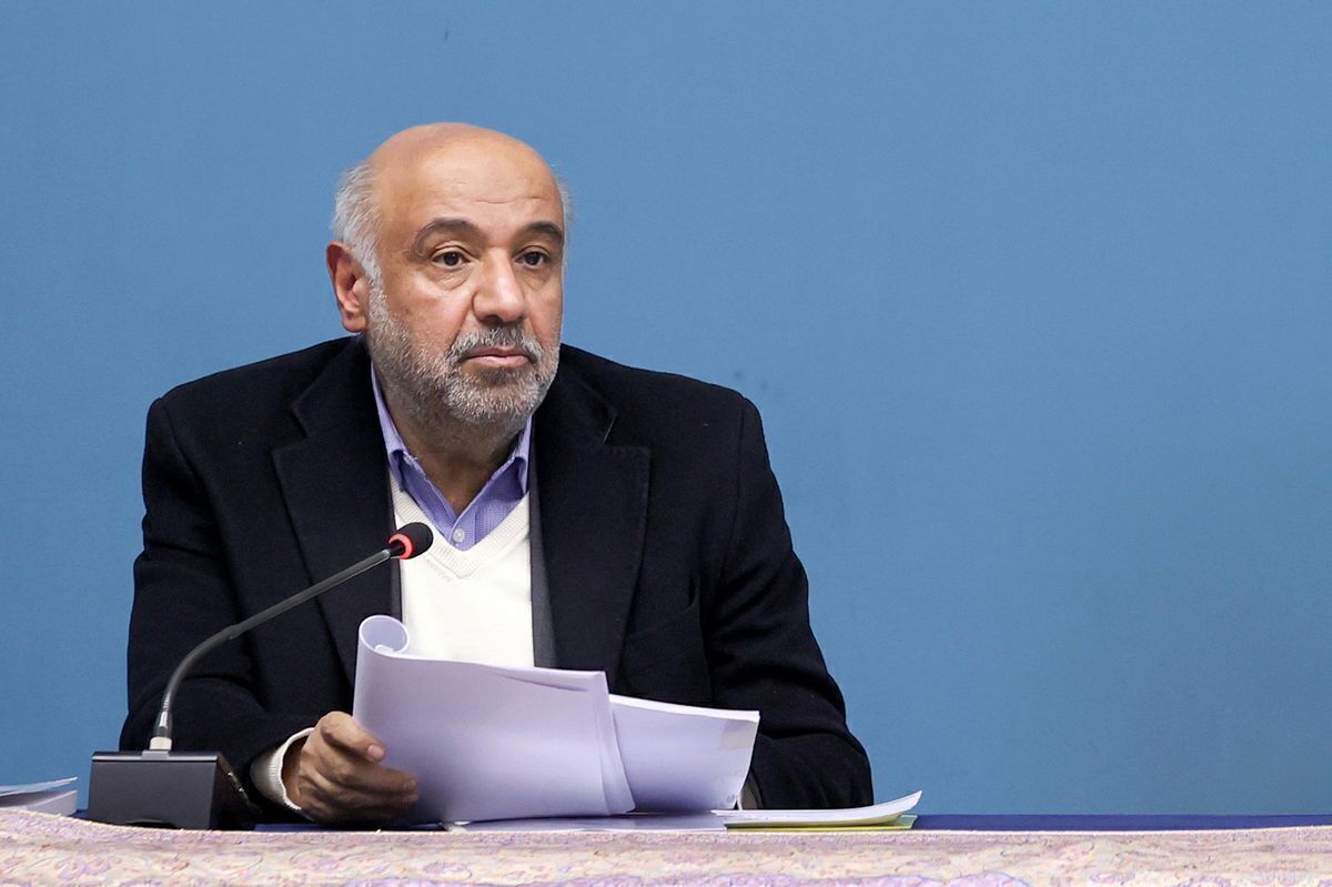 انتصاب یک مدیرعامل کاربلد به جای یک سرپرست پرحاشیه در پتروشیمی پادجم