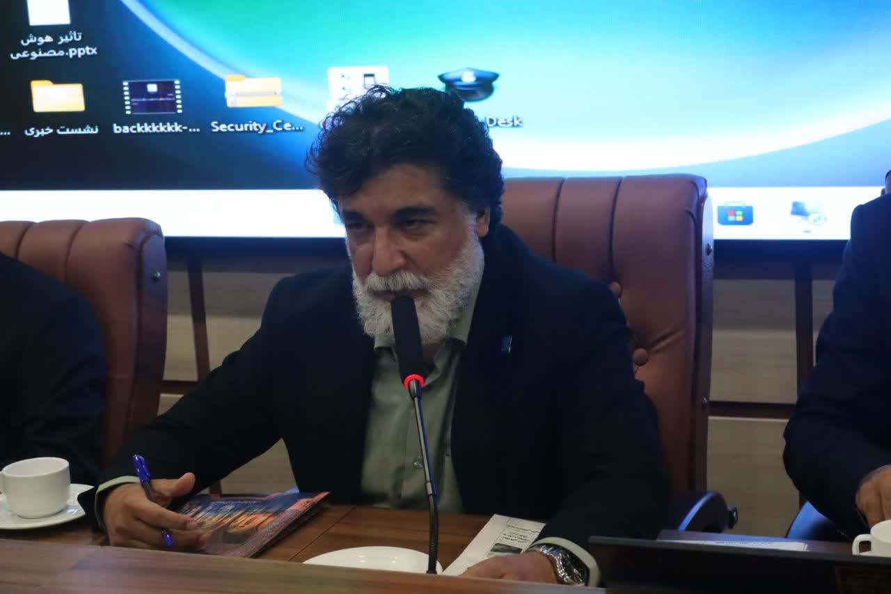 چشمان کهنسال فارس روشن شد 
