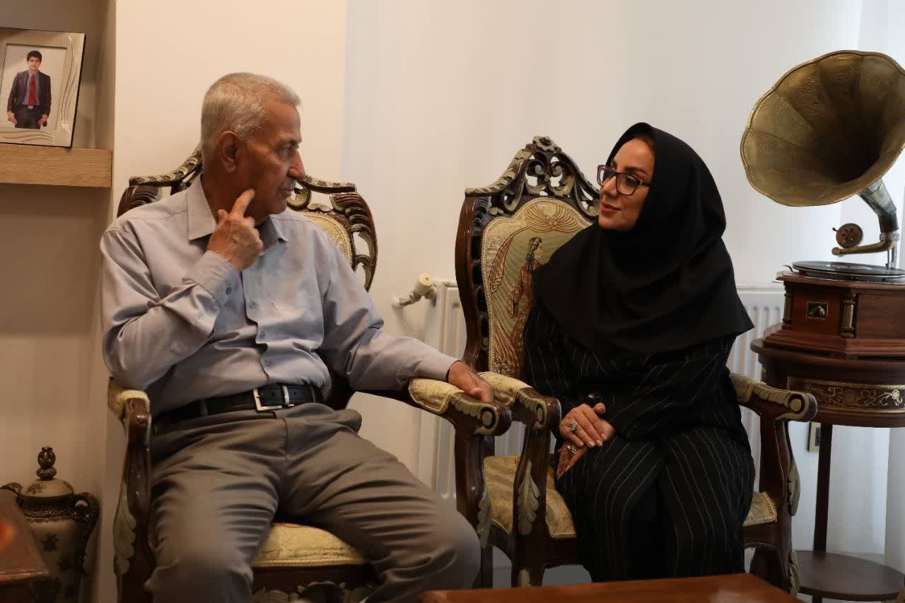 تأکید شهردار منطقه یک شیراز بر بهره‌گیری از تجربیات پیشکسوتان در دیدار با نخستین شهردار منطقه