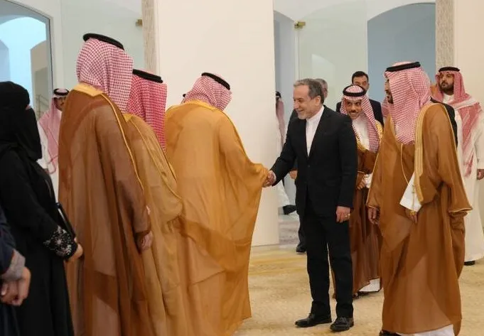 مذاکرات آشتی کشورهای حاشیهٔ خلیج‌فارس وایران درعربستان سعودی برگزار می شود