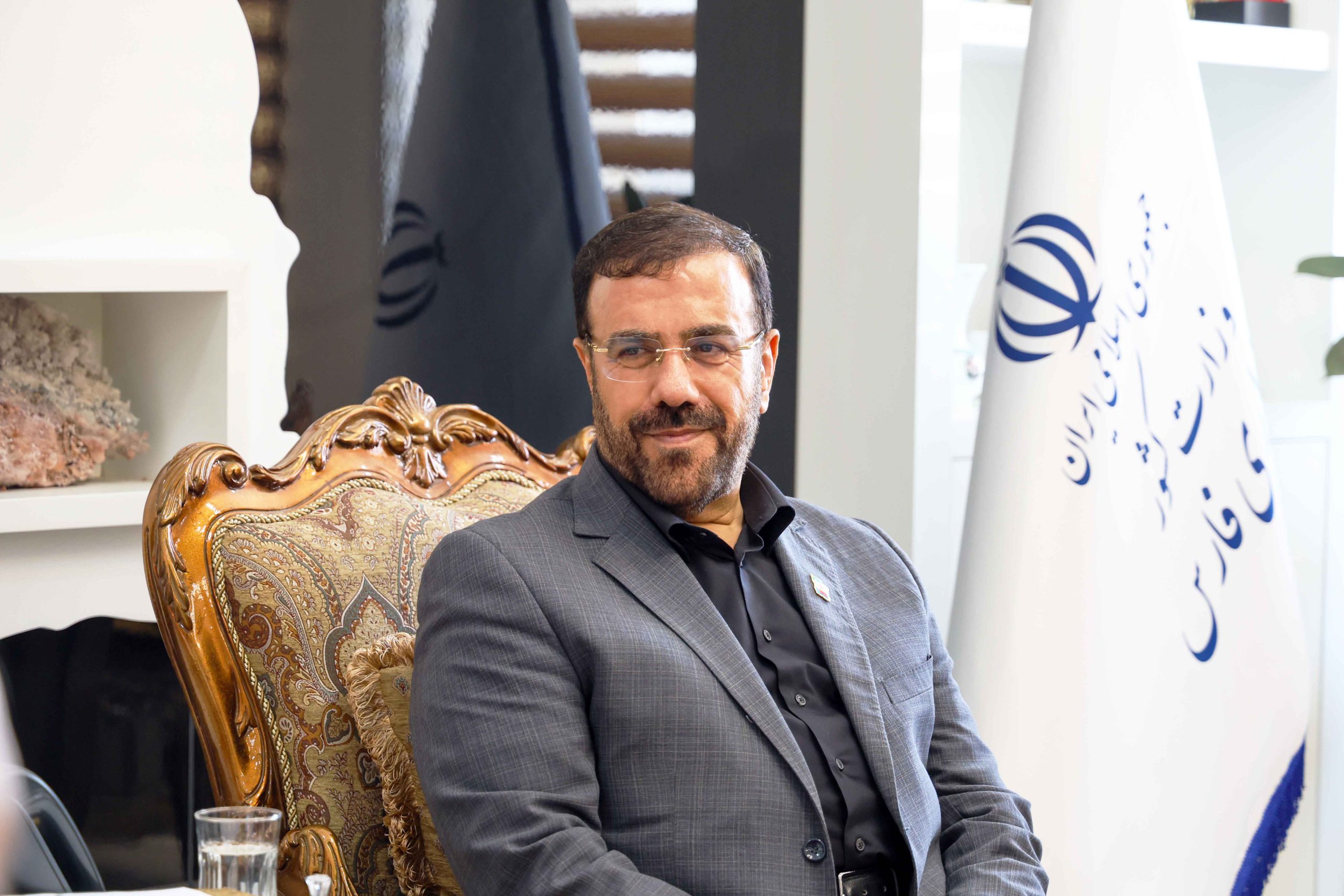 پیام تبریک استاندار فارس در پی انتصاب سردار دریادار پاسدار علی عظمایی