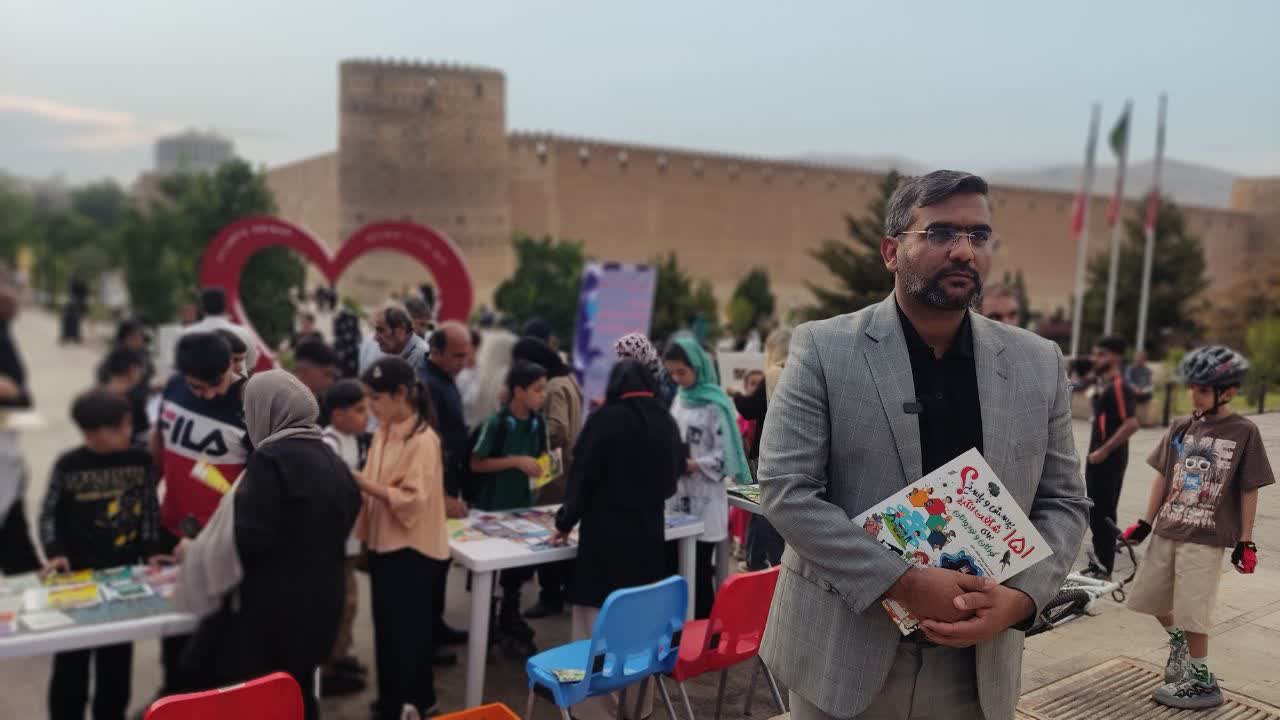 توزیع بیش از ۱۹۰۰۰ جلد کتاب در ۱۷ مرحله از طرح پیوند با کتاب در شیراز