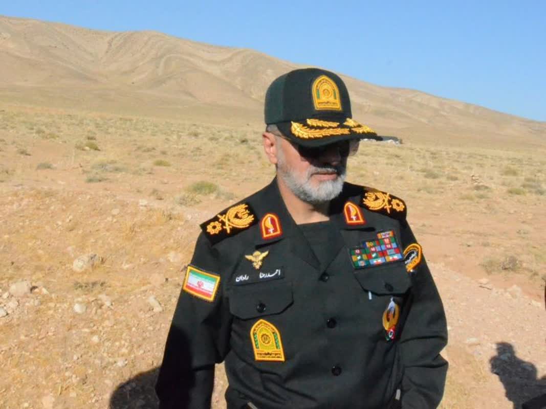 بازدید فرمانده کل انتظامی کشور از اراضی ۵۳ هکتاری متعلق به پلیس فارس در شیراز