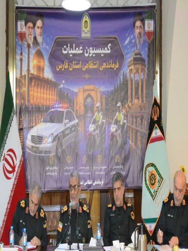 انتظامي کشور مؤثرترين سازمان و تکيه‌گاه همه دستگاه‌ها در تأمين امنيت عمومي و داخلي کشور است