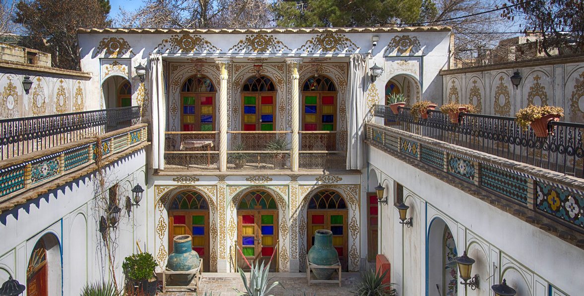گشتی کوتاه در خانه تاریخی «ملاباشی» اصفهان