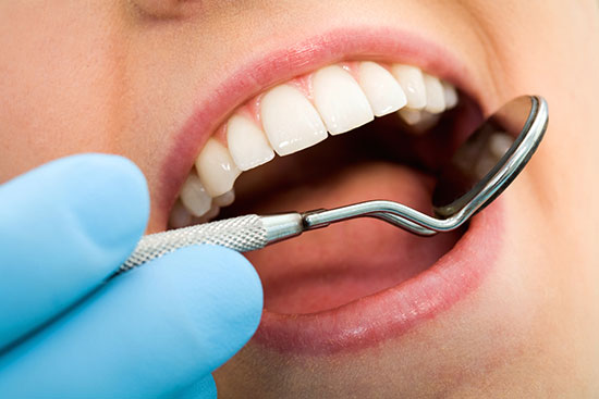 ترفند ساده برای رفع جرم دندان در ۵ دقیقه!