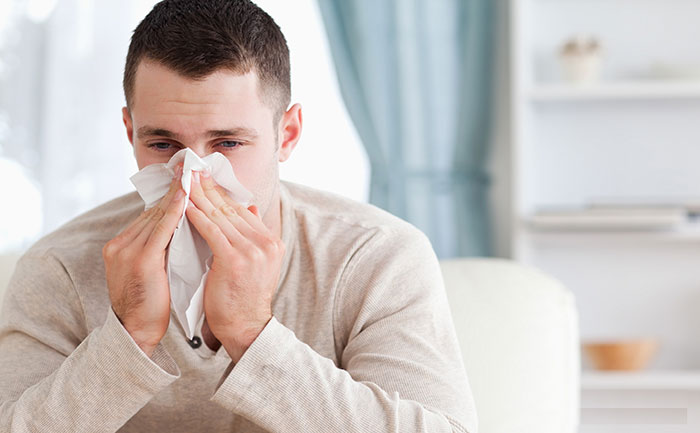 ۸ اشتباه رایج هنگام سرماخوردگی