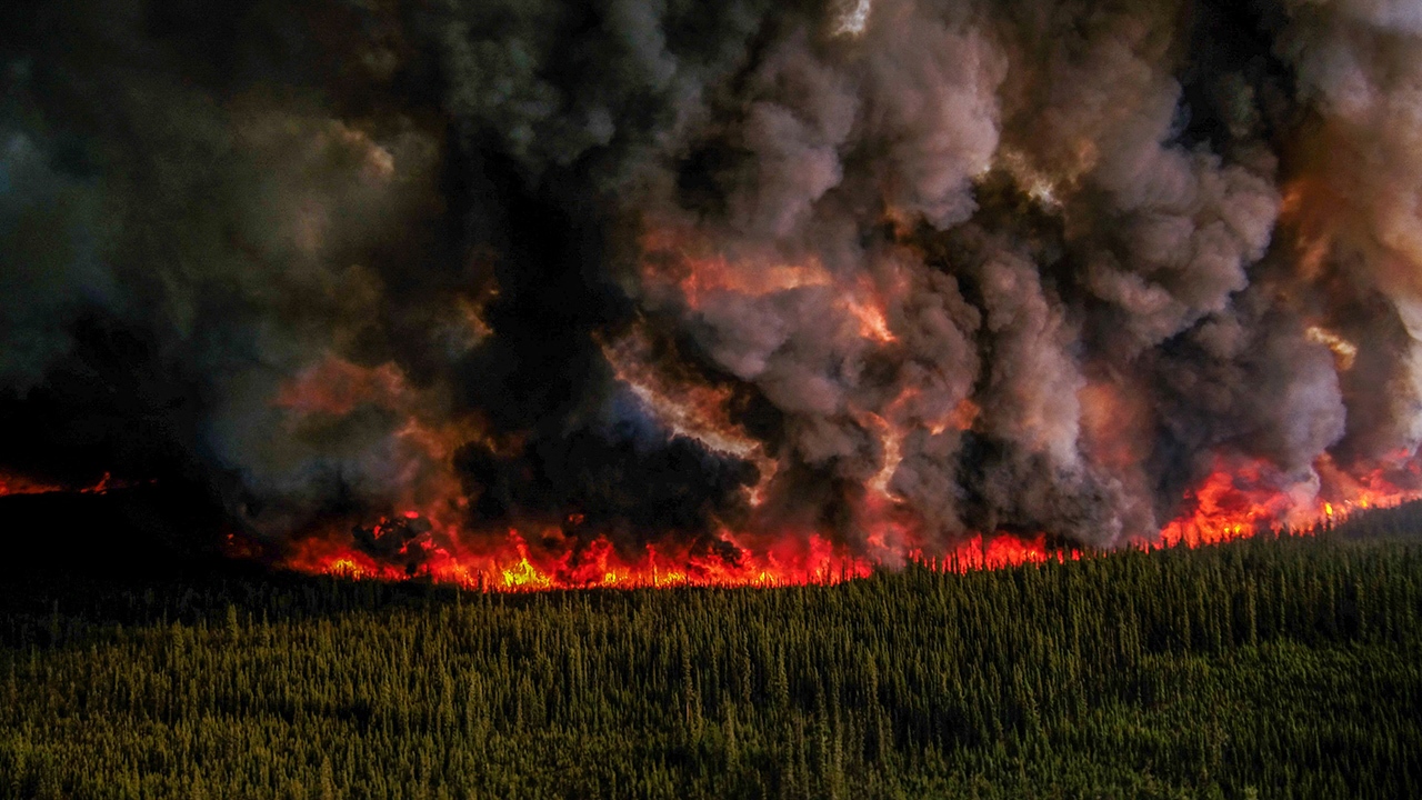 آلودگی شهر‌های کانادا بر اثر آتش سوزی جنگل‌ها،