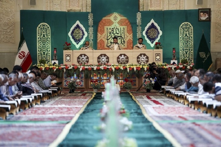 برپایی محفل انس با قرآن کریم در شیراز