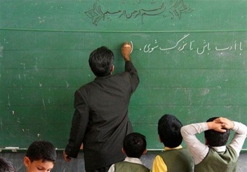 دهستان های شیراز با کمبود آموزگار مواجه هستند