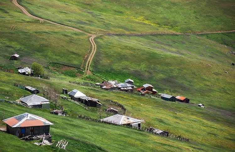 طبیعت زیبای جاده اسالم به خلخال