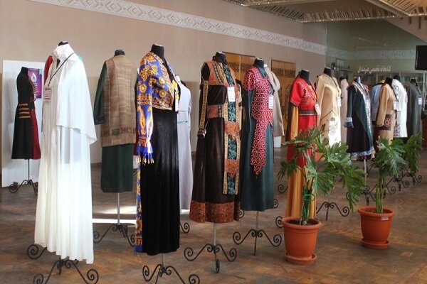 آغاز به کار نمایشگاه مد و لباس ایرانی ـ اسلامی در شیراز